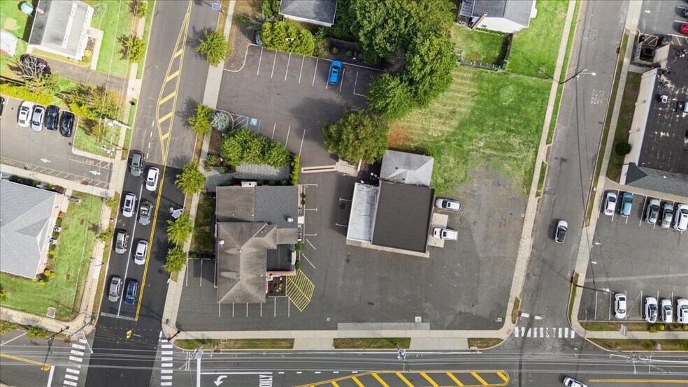 1 Union Ave, Somerville, NJ à vendre - Photo du bâtiment - Image 3 de 15