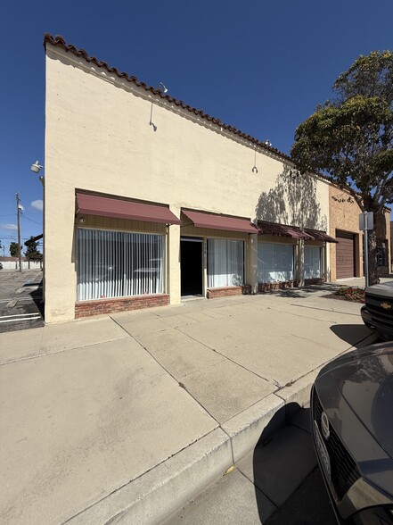 115 W Chapel St, Santa Maria, CA à vendre - Photo du bâtiment - Image 2 de 8