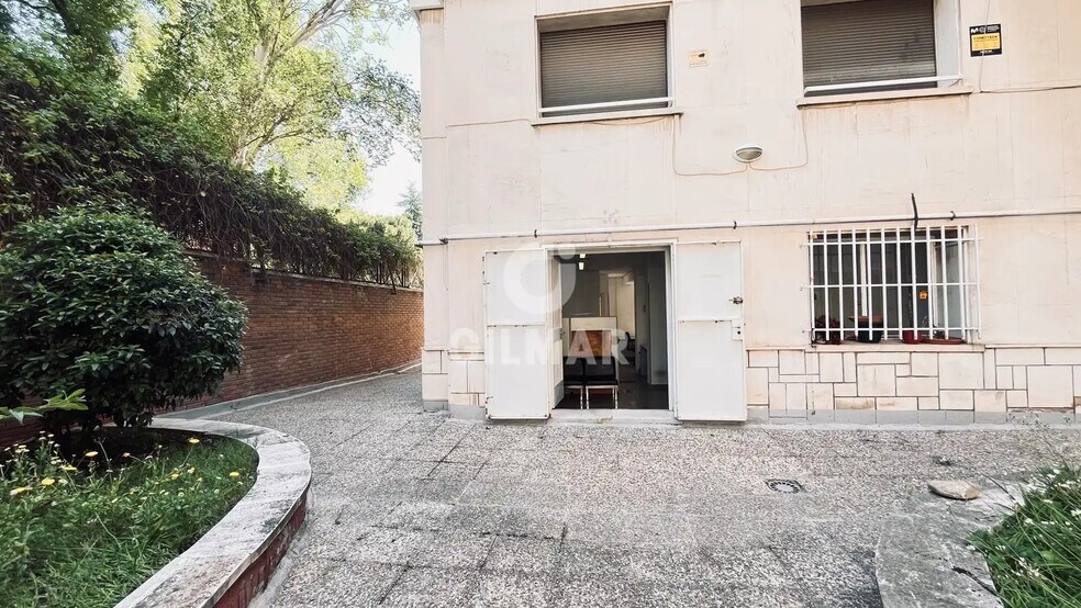 Retail in Madrid, Madrid for lease - Building Photo - Image 3 of 3
