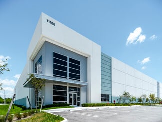 Plus de détails pour 11250 W 36th Ave, Hialeah, FL - Industriel à louer