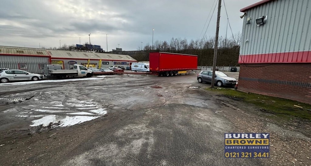 Lichfield Rd, Water Orton à louer Photo du bâtiment- Image 1 de 9