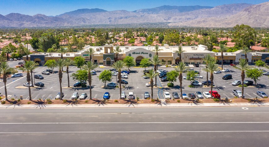 73011-73091 Monterey Ave, Palm Desert, CA à louer Photo du bâtiment- Image 1 de 10