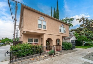 More details for 2017 30th St, Sacramento, CA - Multifamily for Sale