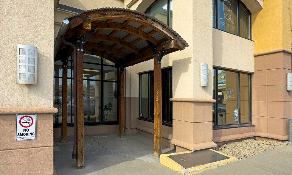 47 E 7200 S, Midvale, UT à louer - Photo du bâtiment - Image 1 de 9