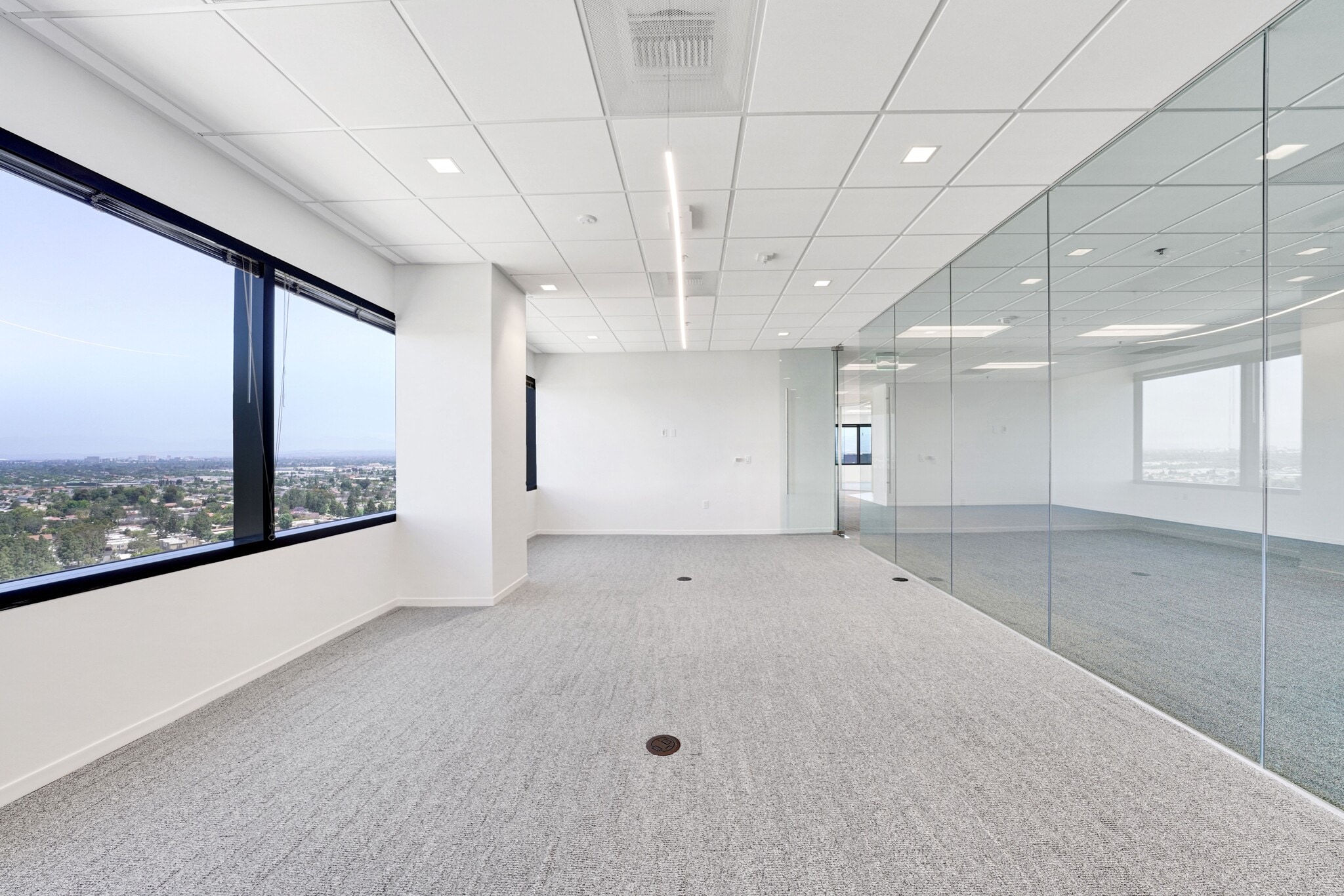 650 Town Center Dr, Costa Mesa, CA for lease Interior Photo- Image 1 of 13