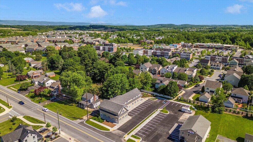 3535 Urbana Pike, Frederick, MD à louer - Photo du bâtiment - Image 3 de 23