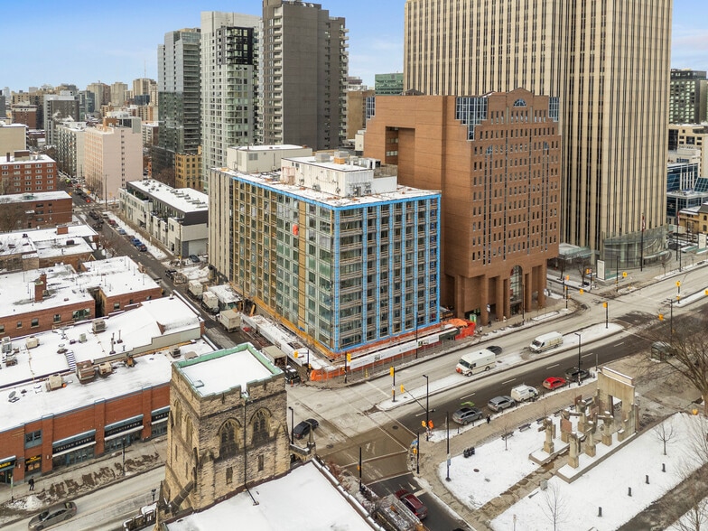 200 Elgin St, Ottawa, ON à louer - Photo du bâtiment - Image 2 de 2