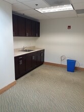 1111 Park Centre Blvd, Miami Gardens, FL for lease Interior Photo- Image 2 of 2