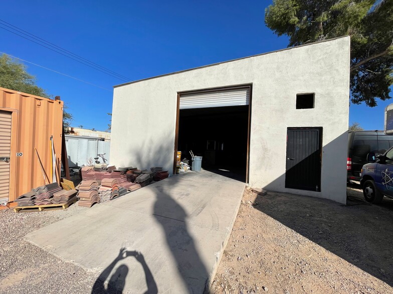 2200 W La Osa St, Tucson, AZ à louer - Photo du b timent - Image 3 de 6