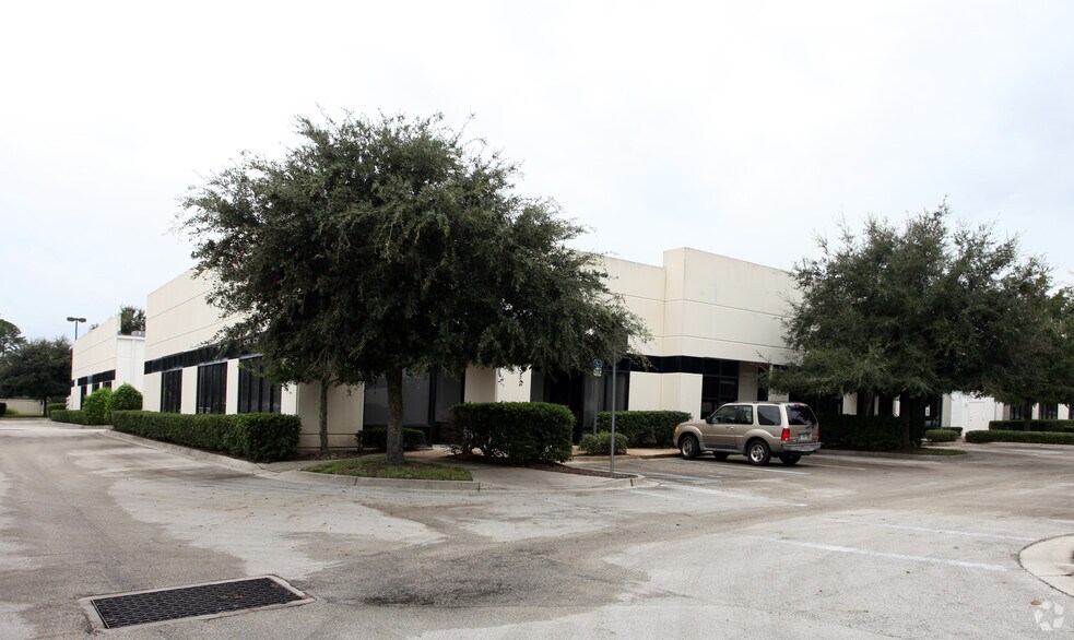 155 St Johns Business Pl, Saint Augustine, FL à louer - Photo du bâtiment - Image 2 de 5