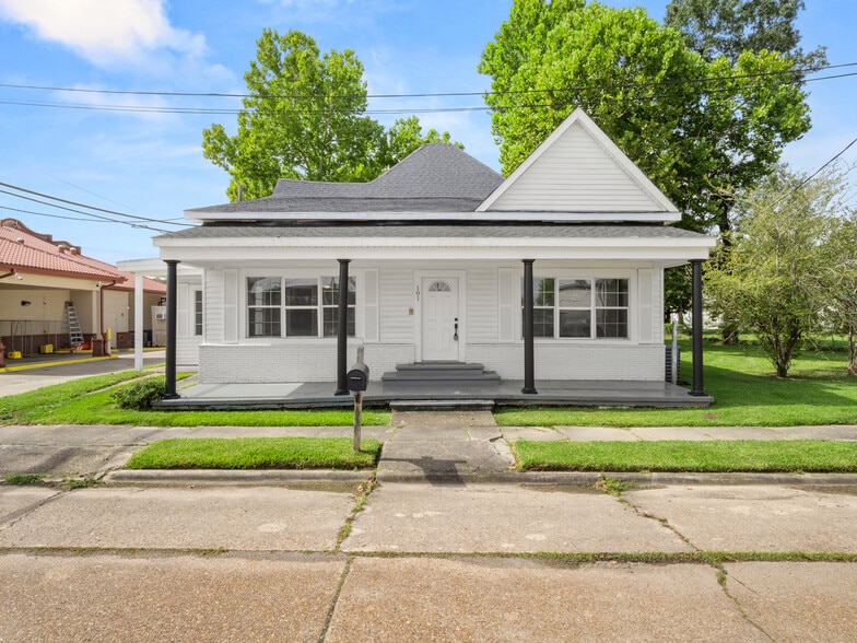 101 W Center St, DeQuincy, LA for lease - Building Photo - Image 3 of 27