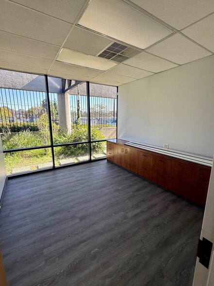722 33rd St, San Diego, CA for lease - Building Photo - Image 3 of 14