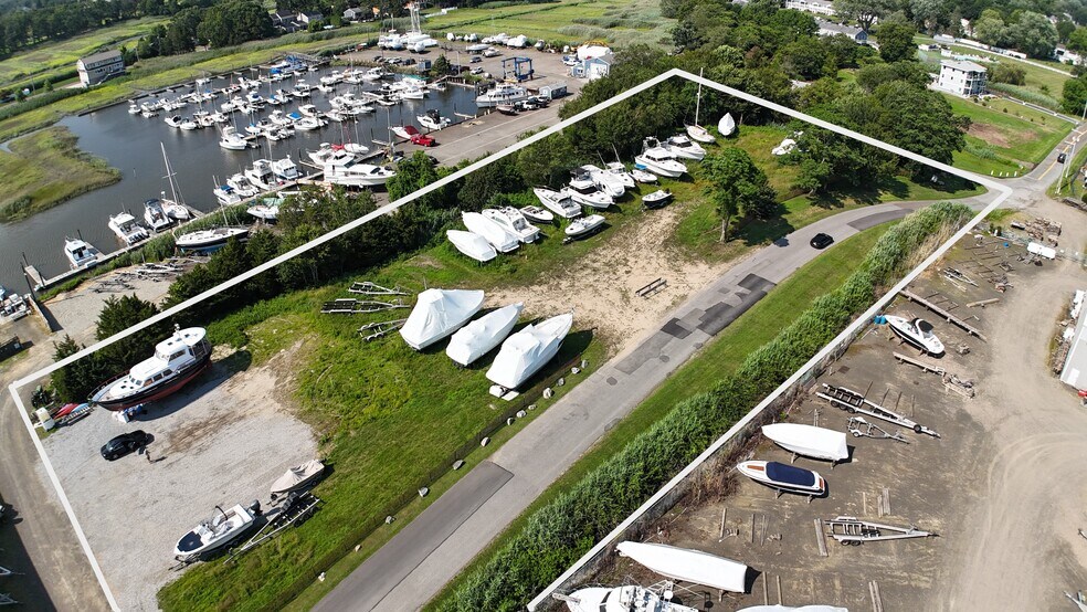 70 Riverside Dr, Clinton, CT à vendre - Aérien - Image 3 de 6