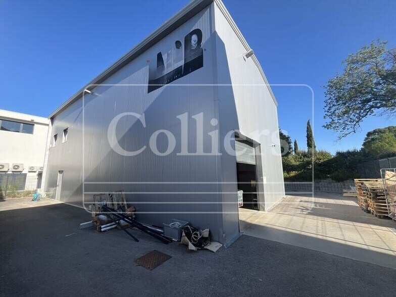 Flex in Roquevaire for lease - Building Photo - Image 2 of 9