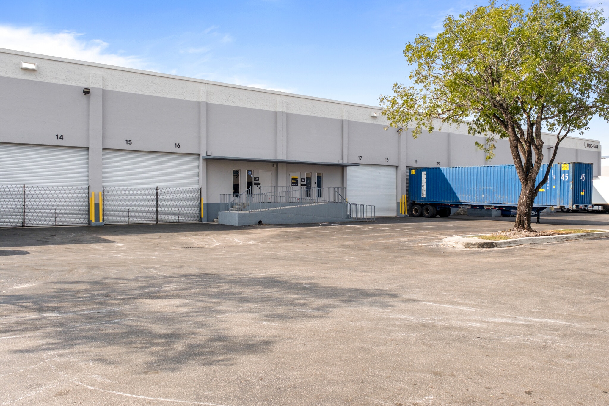 7950-7966 NW 14th St, Miami, FL for lease Building Photo- Image 1 of 3