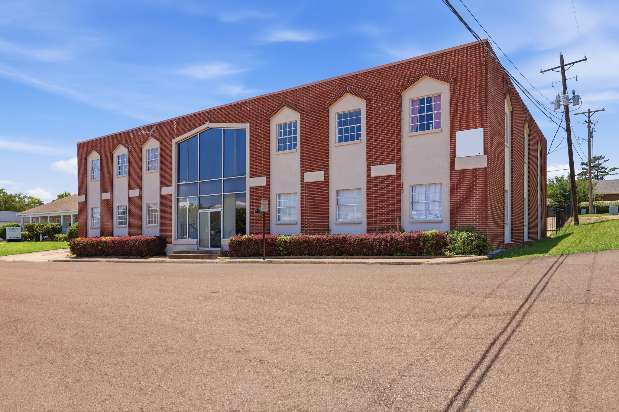4795 Mcwillie Dr, Jackson, MS for sale Building Photo- Image 1 of 34