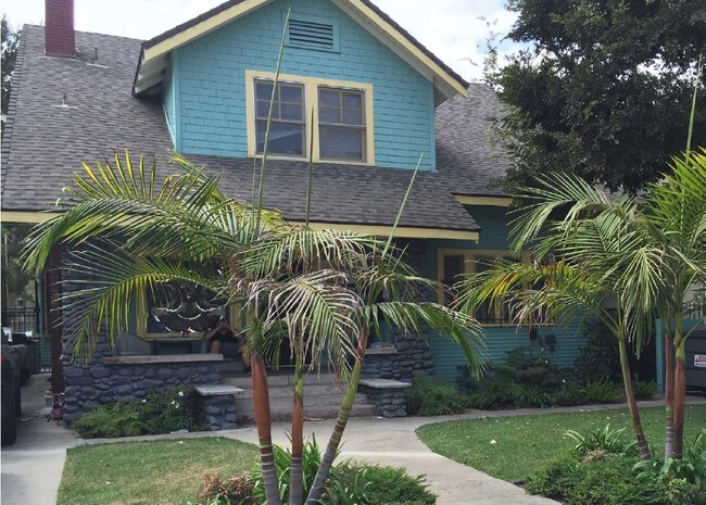 More details for 1236-1238 W 30th St, Los Angeles, CA - Multifamily for Sale