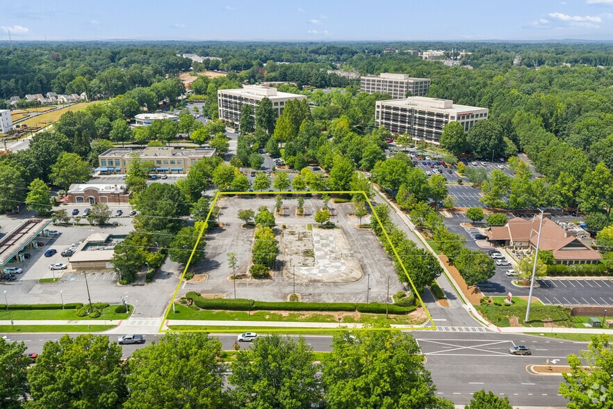 11556 Rainwater Dr, Alpharetta, GA for sale - Building Photo - Image 1 of 23