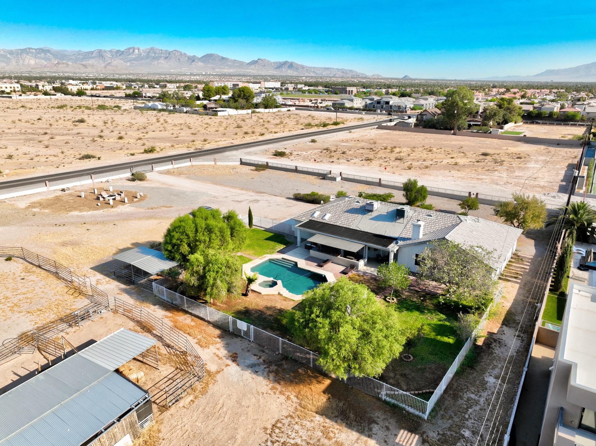 6465 W Quail Ave, Las Vegas, NV for lease Primary Photo- Image 1 of 8