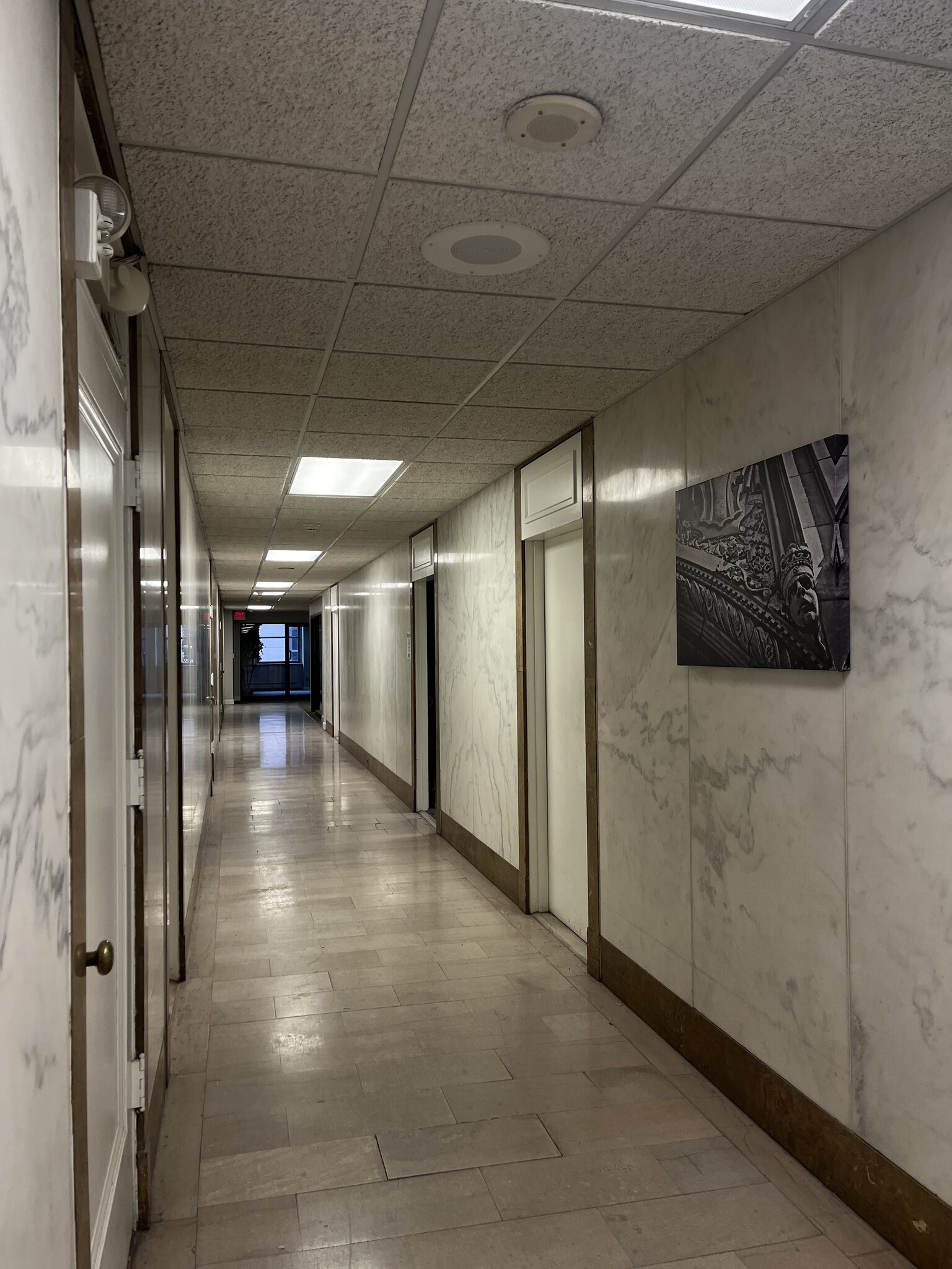 850 Euclid Ave, Cleveland, OH for lease Interior Photo- Image 1 of 3