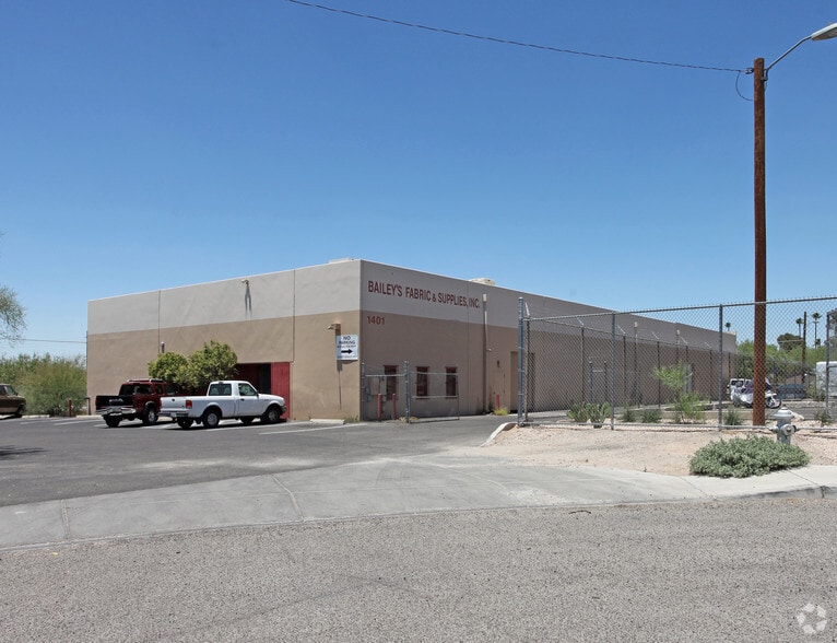 1401 N Bailey Ln, Tucson, AZ for sale - Primary Photo - Image 1 of 82