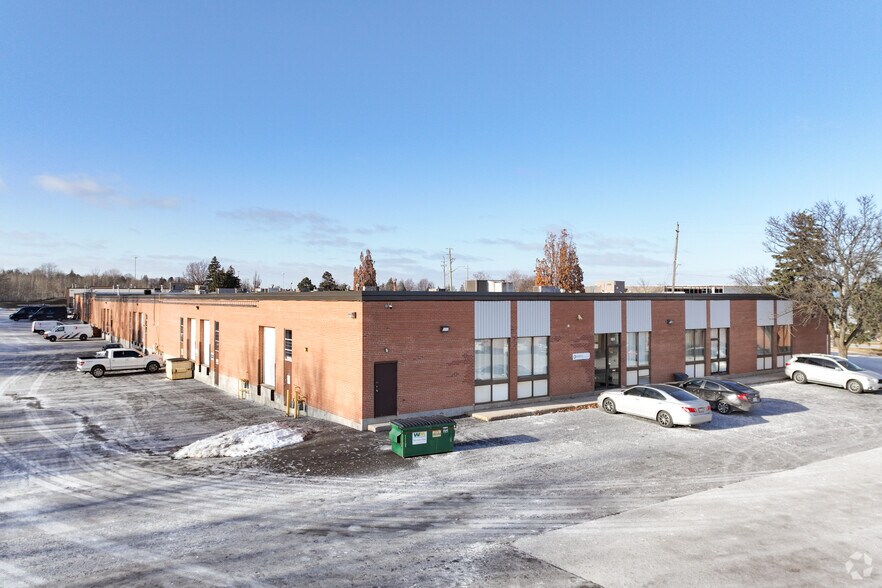 161-183 Idema Rd, Markham, ON à vendre - Photo principale - Image 1 de 1
