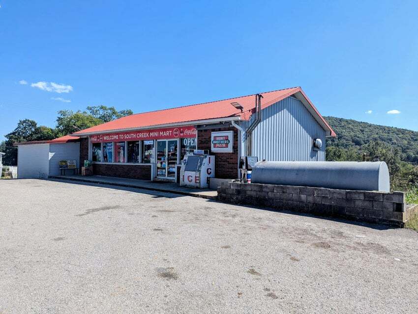 1135 S Main St, Monticello, KY for sale Primary Photo- Image 1 of 5