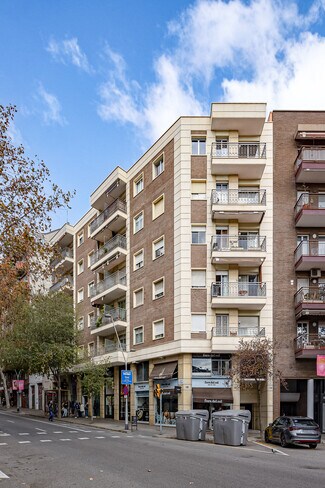 Plus de détails pour Commerce de détail à louer