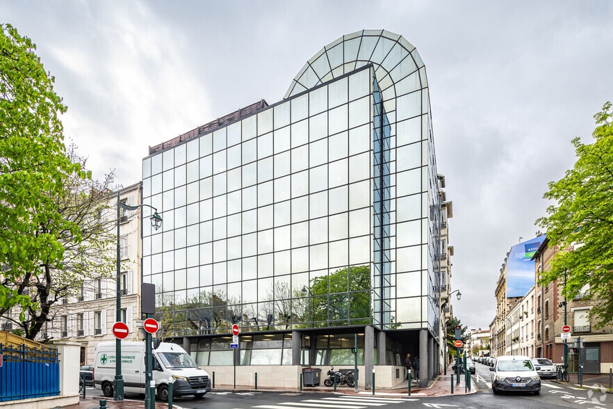 1 Avenue Alphand, Saint-Mandé for sale - Building Photo - Image 2 of 2