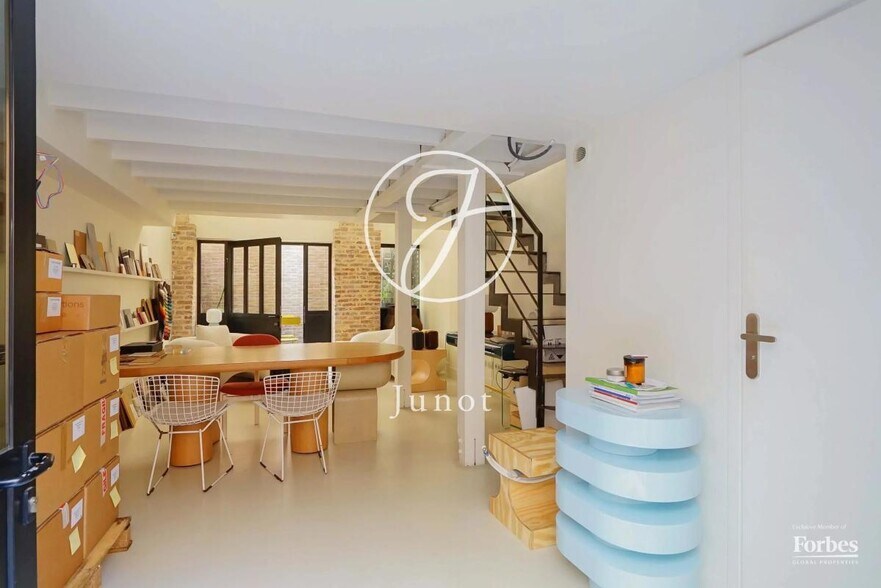 Bureau dans Paris à vendre - Photo du bâtiment - Image 2 de 31