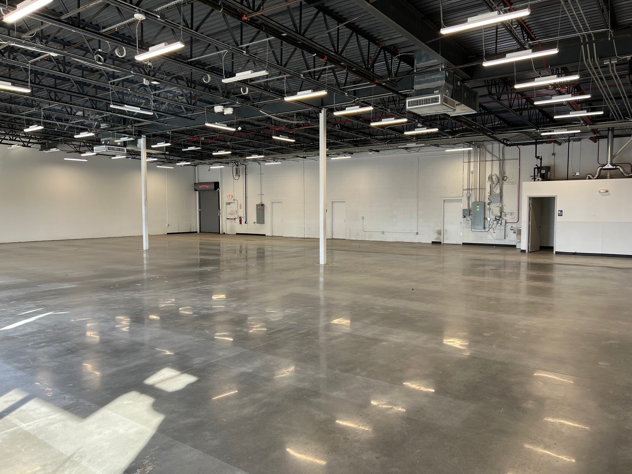 2430-2480 Osprey Way S, Frederick, MD à louer Photo intérieure- Image 1 de 10