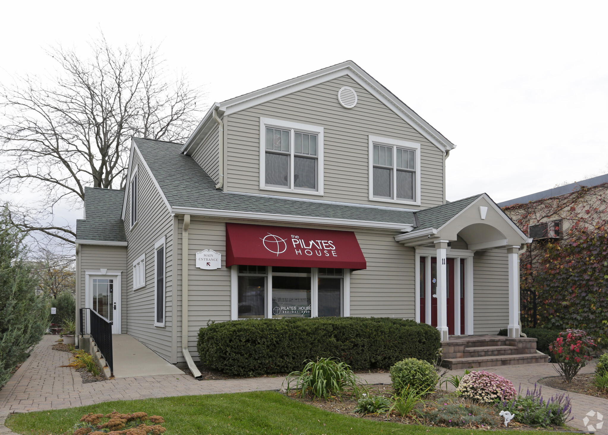 11 10th Ave S, Hopkins, MN for sale Building Photo- Image 1 of 1