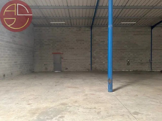 Industrial in Colomiers for lease - Interior Photo - Image 2 of 7