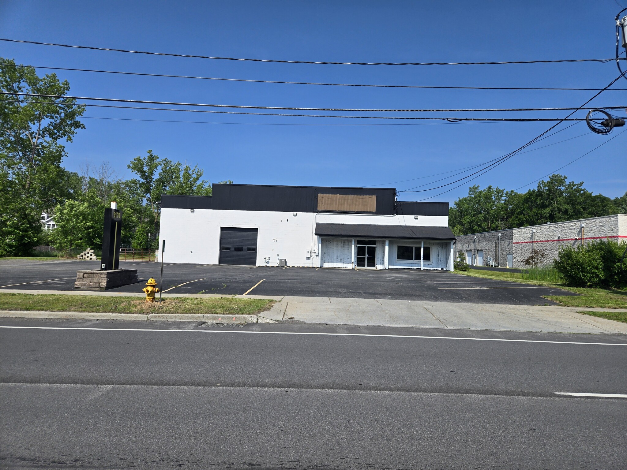 9170 Transit Rd, East Amherst, NY for sale Primary Photo- Image 1 of 27