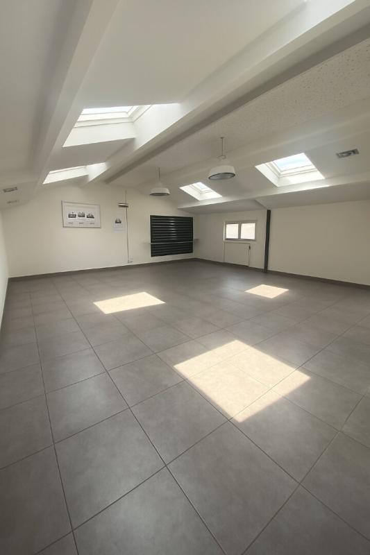 Retail in Asnières-sur-Seine for sale Building Photo- Image 1 of 5