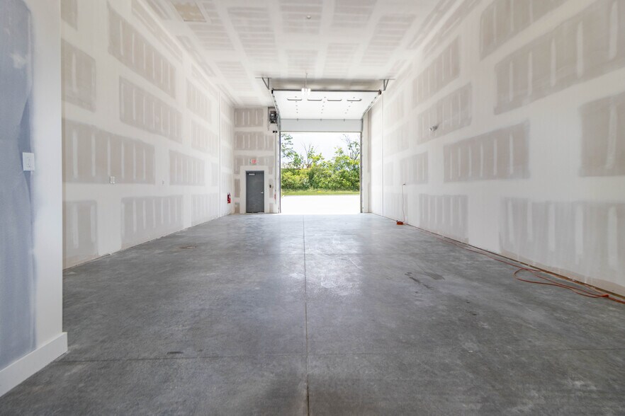 4202 Mason Pointe Dr, Mason, OH à vendre - Photo du bâtiment - Image 2 de 6