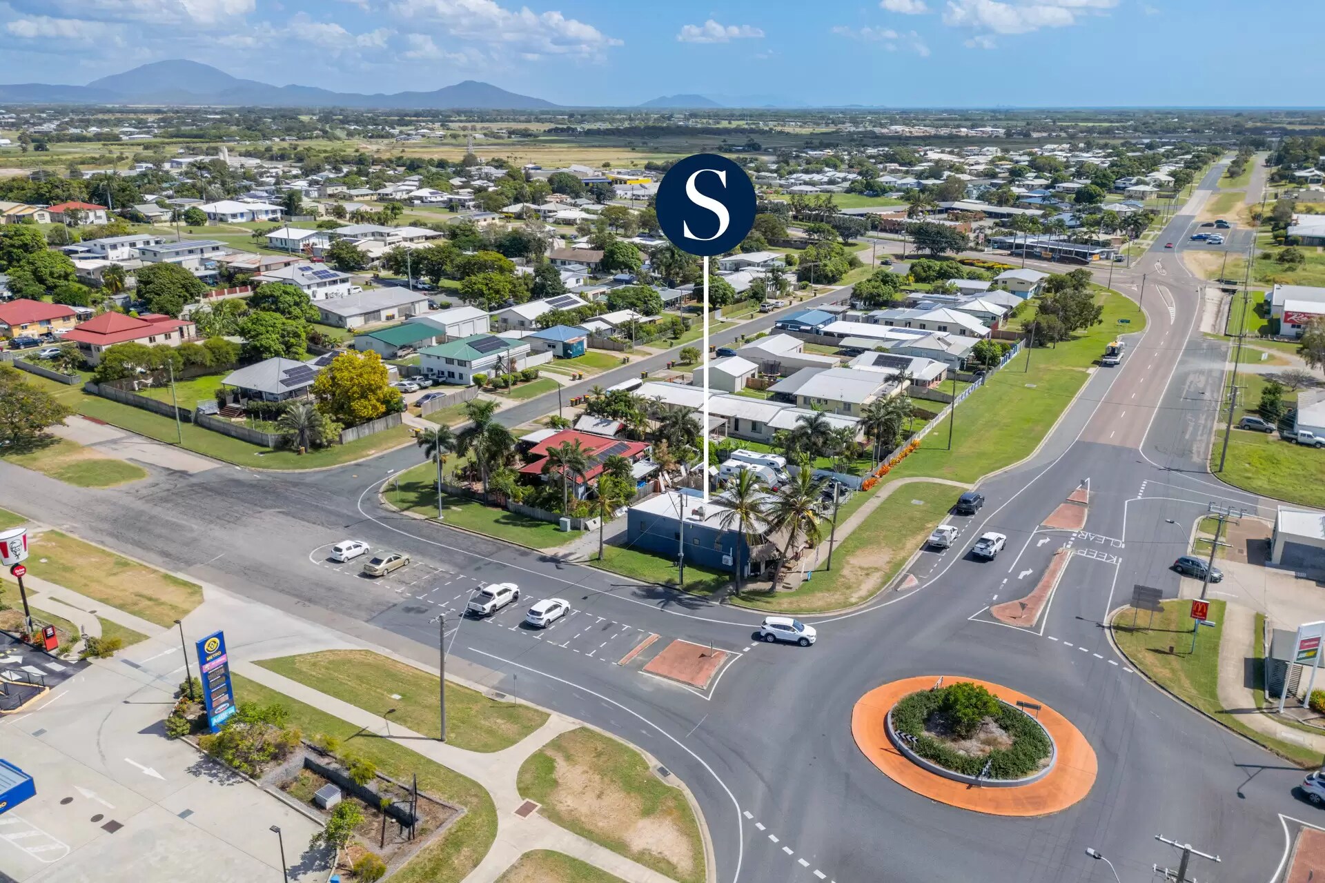 49 Leichhardt St, Bowen for sale Building Photo- Image 1 of 8