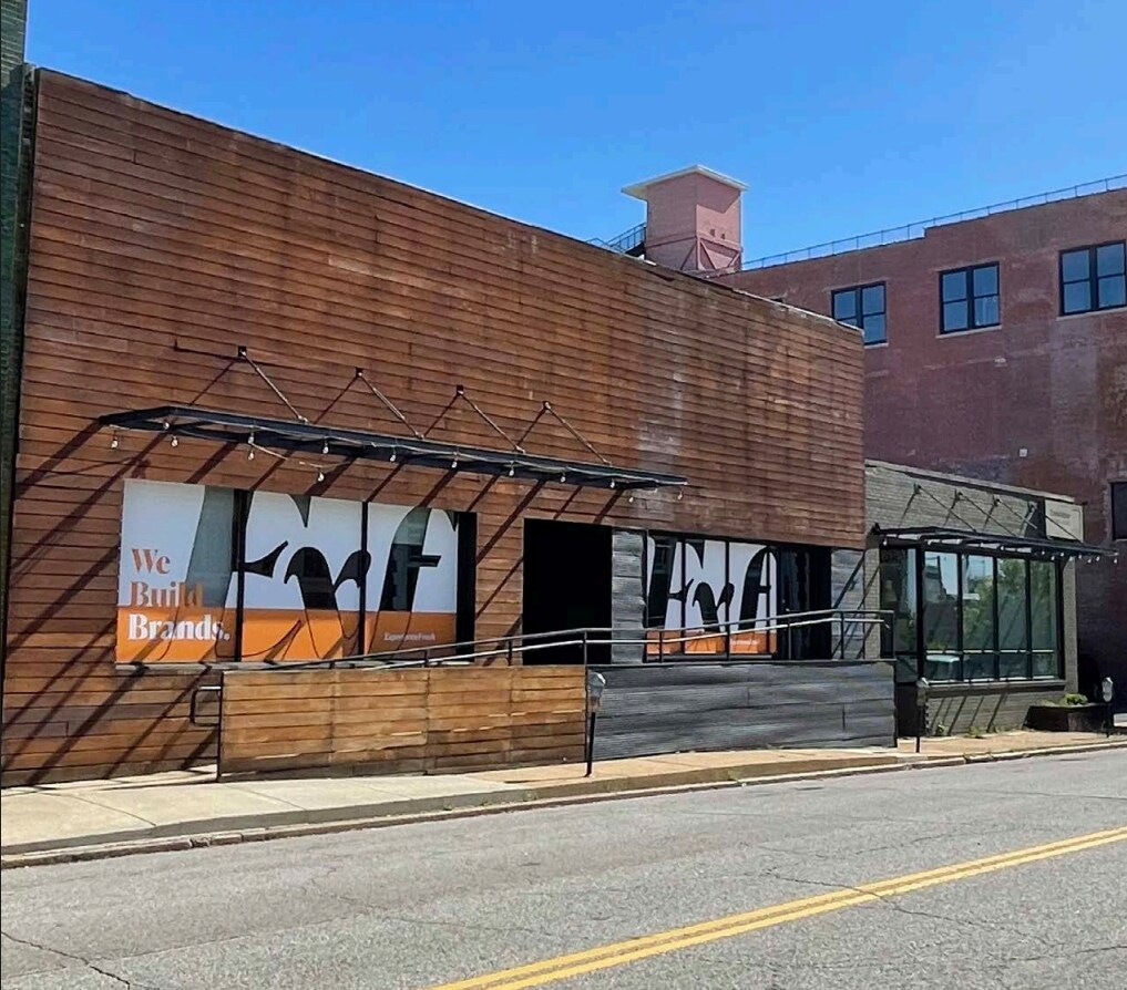 2811 & 2815 Locust St portefeuille de 2 propriétés à vendre sur LoopNet.ca Photo du bâtiment- Image 1 de 12