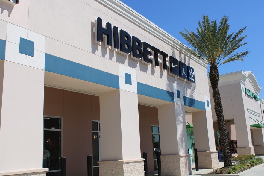 Goldenrod Rd, Orlando, FL à louer - Photo du bâtiment - Image 3 de 25