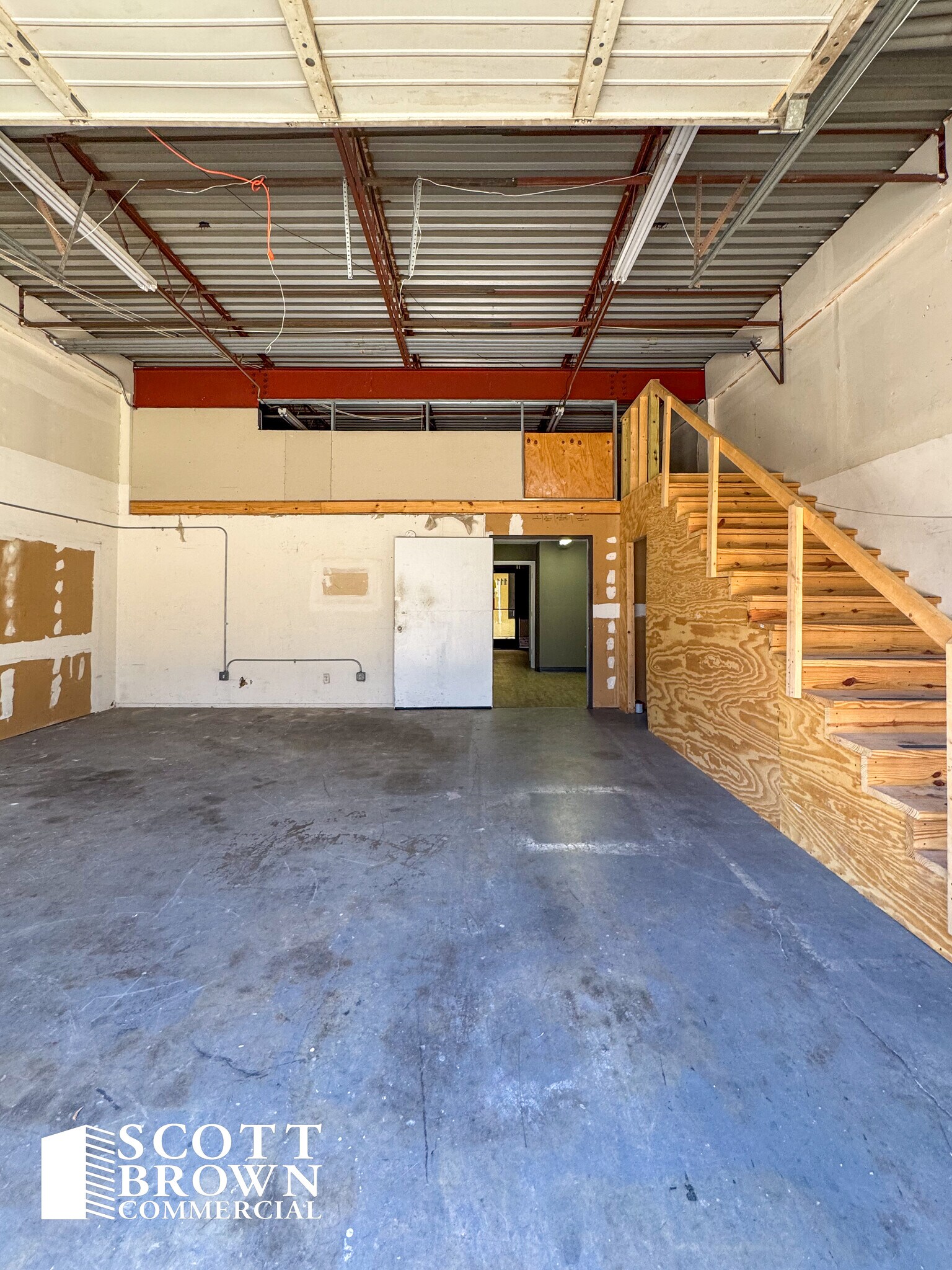 10420 Plano Rd, Dallas, TX for lease Interior Photo- Image 1 of 4