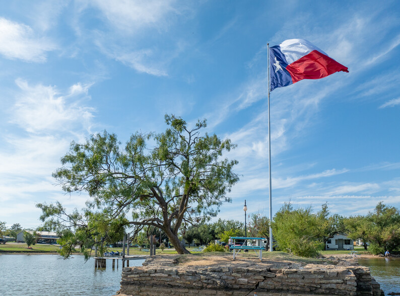 201 Rock Creek Rd, Graford, TX for sale - Building Photo - Image 3 of 11