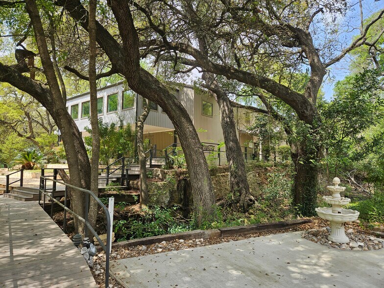 13405-13411 George Rd, San Antonio, TX à louer - Photo du bâtiment - Image 3 de 16