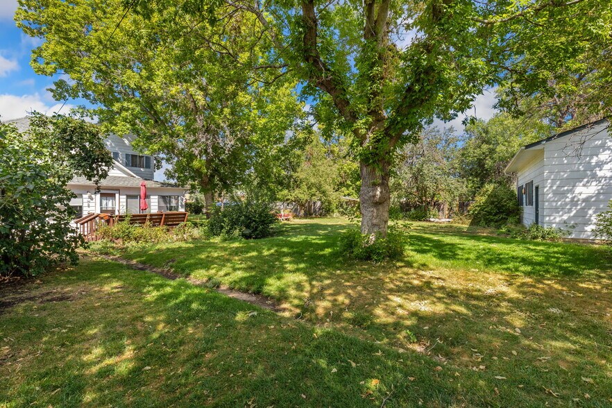 600 Front St, Louisville, CO à vendre - Photo du bâtiment - Image 3 de 4