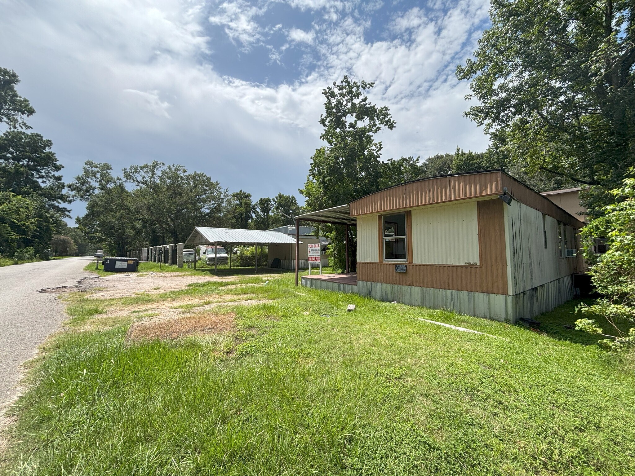 21061 Brazos Dr, New Caney, TX à vendre Photo principale- Image 1 de 14