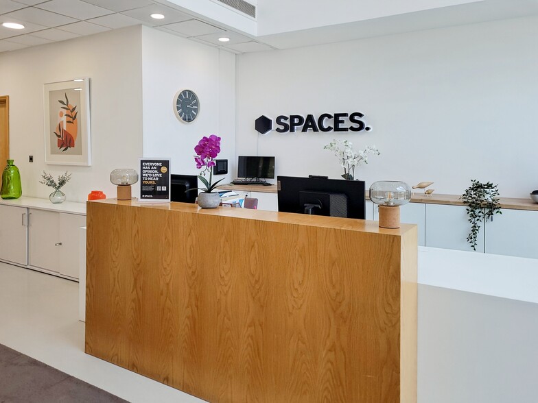 1 Gerrards Cross, Gerrards Cross for lease - Interior Photo - Image 2 of 17