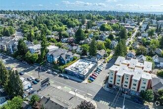 5600 Roosevelt Way, Seattle, WA - AERIAL  map view