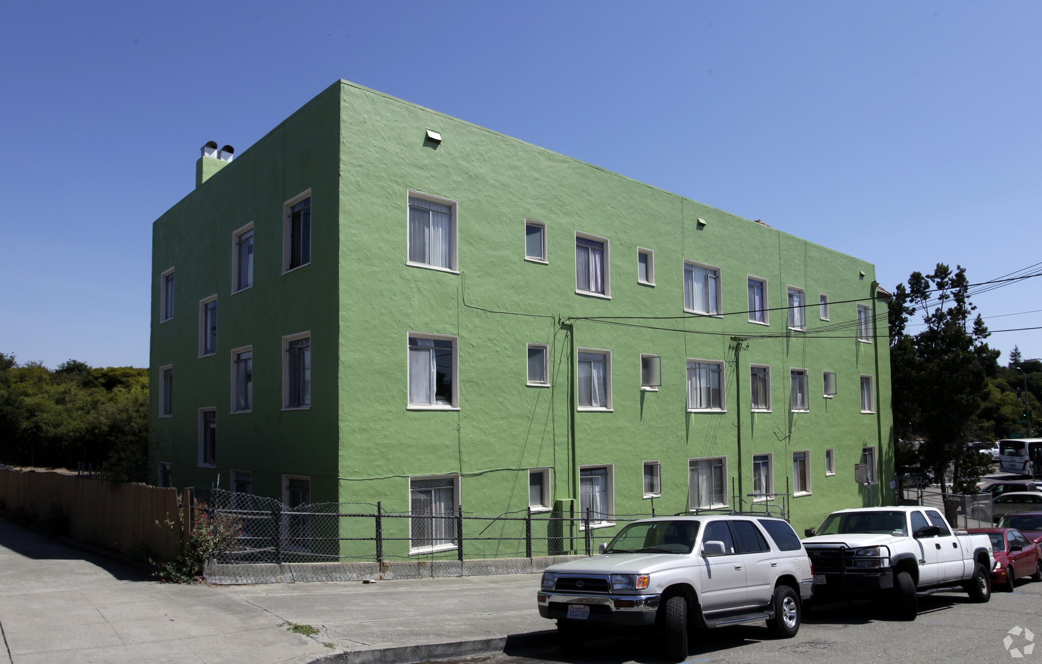 1458 E 33rd St, Oakland, CA for sale Primary Photo- Image 1 of 24