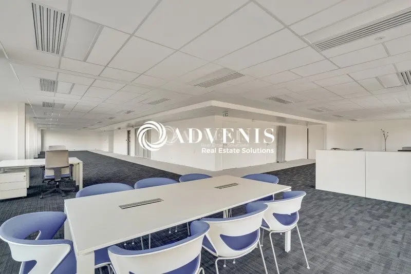 Bureau dans Ivry-sur-Seine à louer Photo du bâtiment- Image 1 de 1