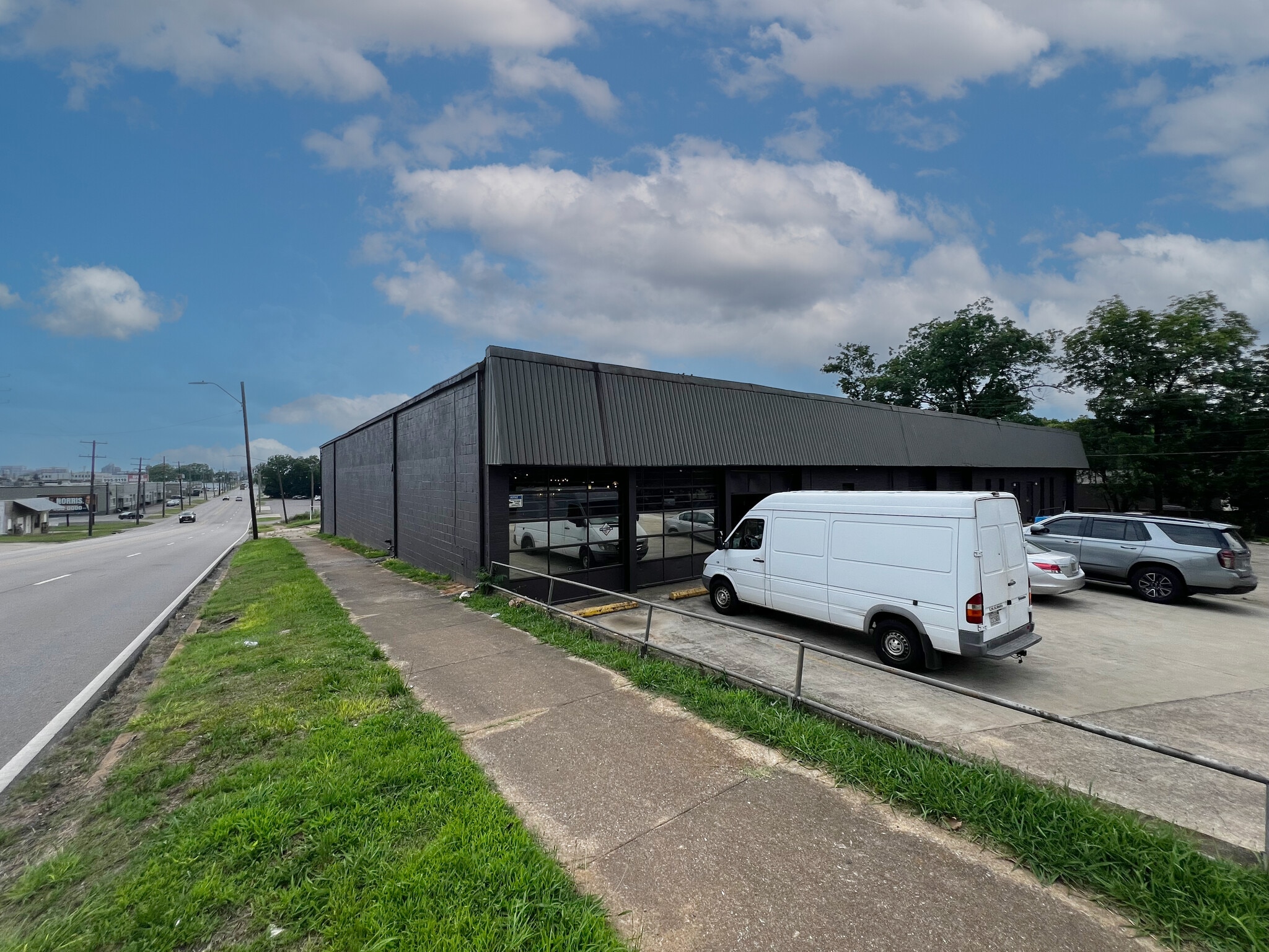 220-224 38th St S, Birmingham, AL for lease Building Photo- Image 1 of 7