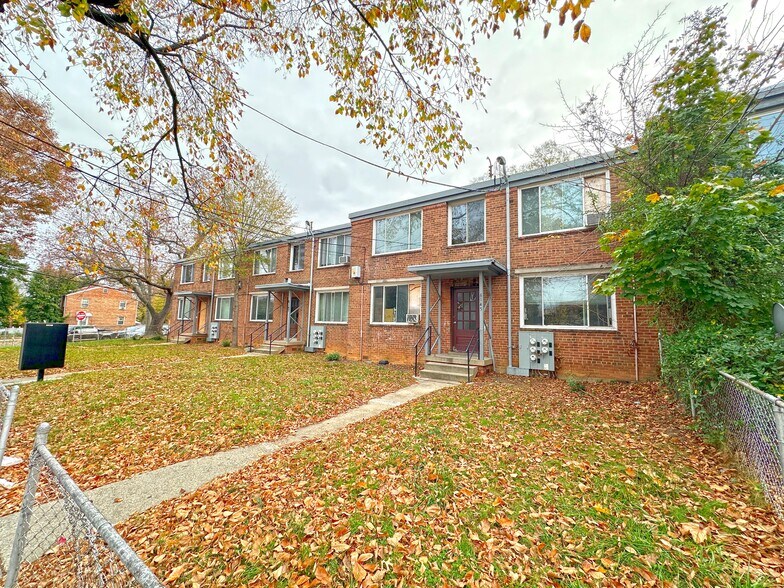 6145-6149 Kansas Ave NE, Washington, DC à vendre - Photo du bâtiment - Image 1 de 8